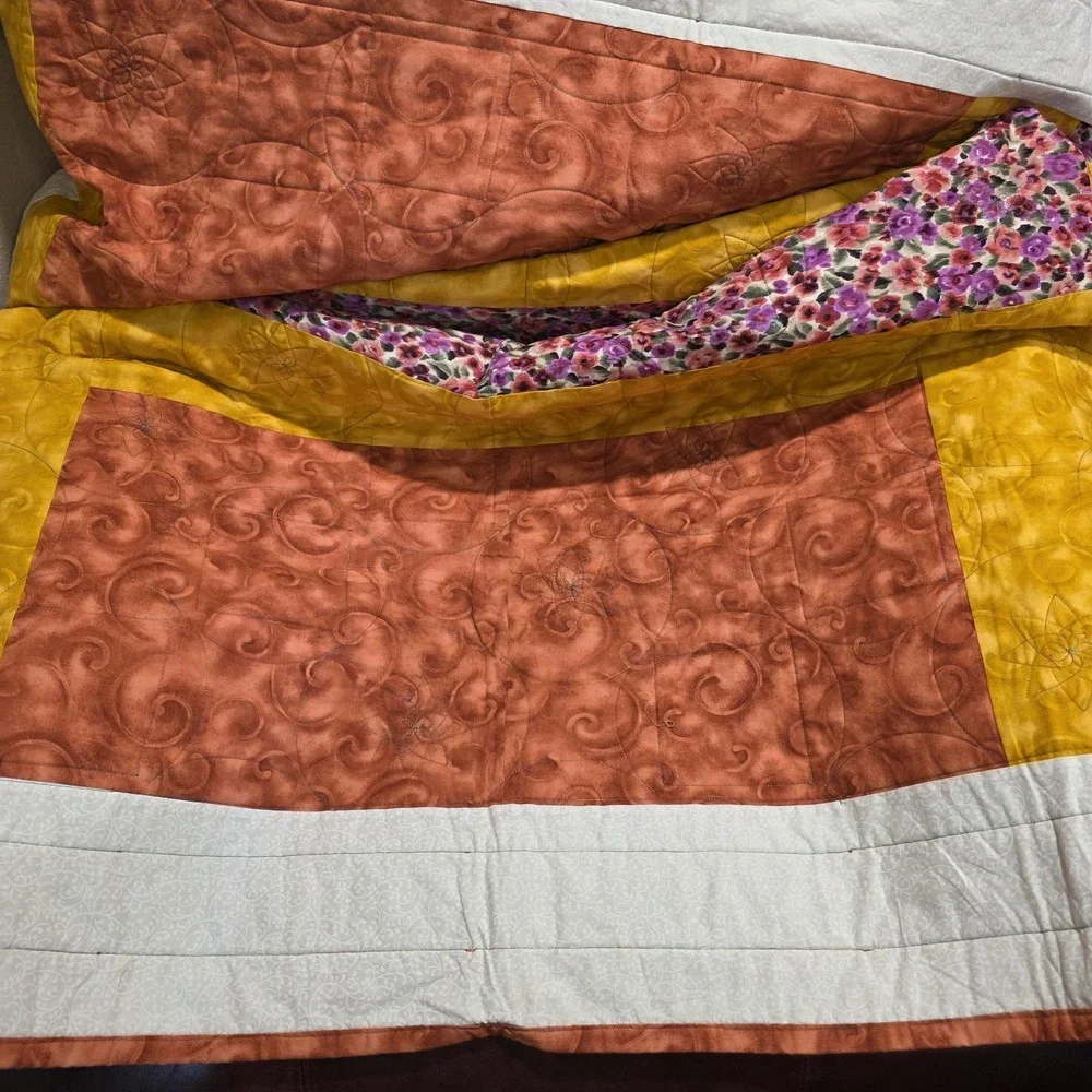 Quilt 62x62.5 Handmade Machine‎ Sewn Pink  Green Ivory Yellow Roses Floral Patch